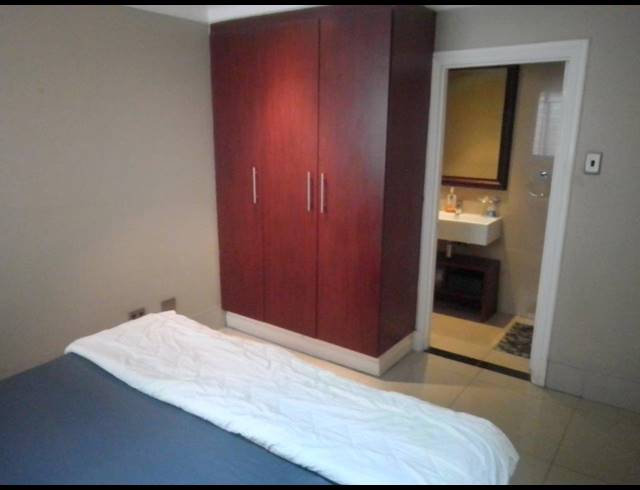 1 BEDROOM APARTMENT TO LET IN POINT WATERFRONT